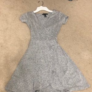 Grey Short-Sleeved Mini-Skirt Dress with Skirt Slit